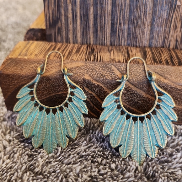 Jewelry - Blue Metal Fan Shaped Earrings Vintage Appeal